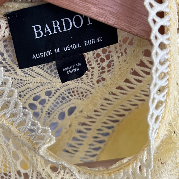 NWT Bardot Aubrey Lace Dress - Picture 3 of 7